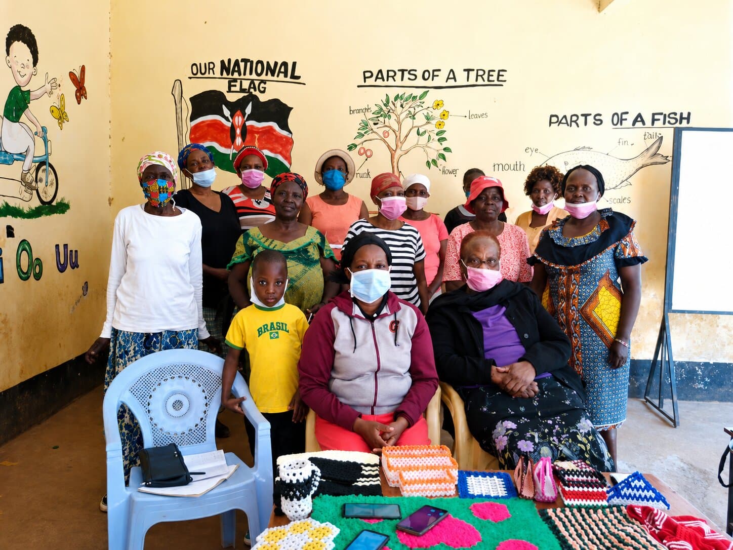 Christmas gift basket distribution